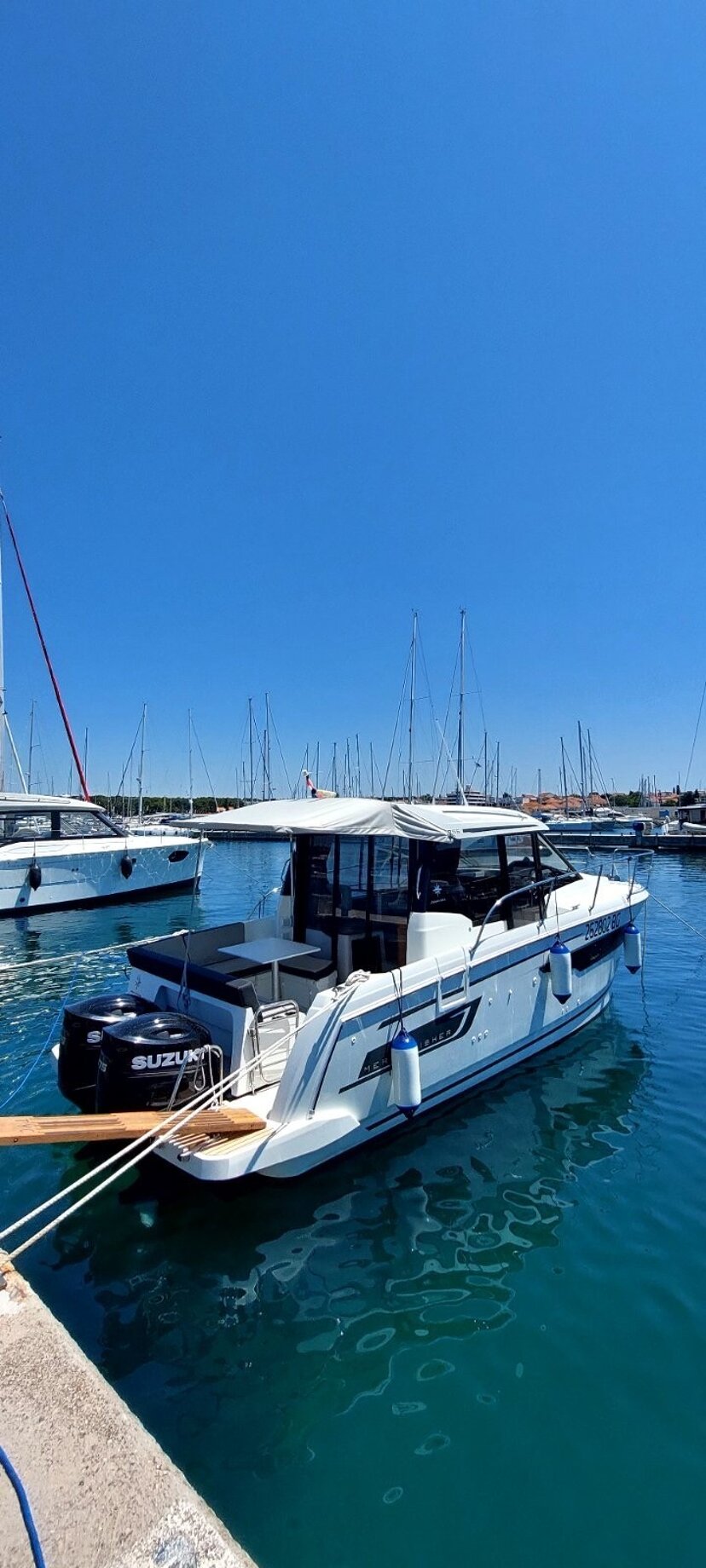 Merry Fisher 895 - 2 cab. Riva